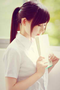 秋吉久美子